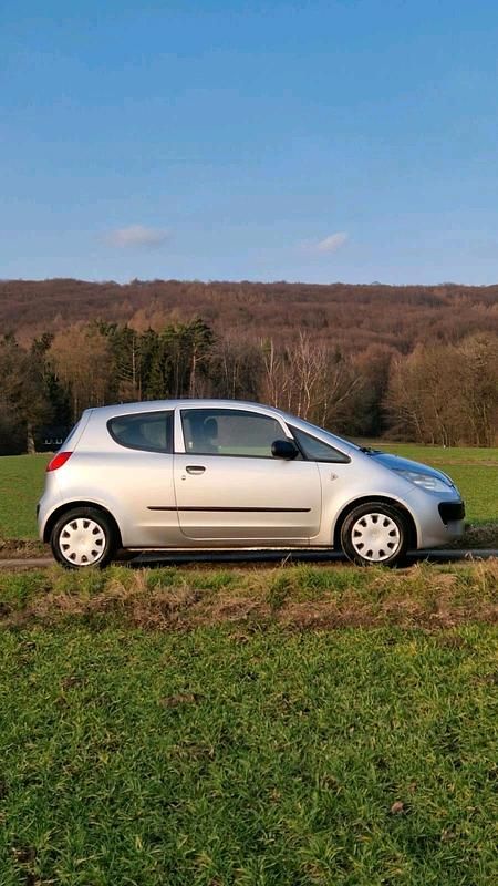 Gebraucht Mitsubishi Colt 75 PS (55 kW) 2005 Silber Kleinwagen