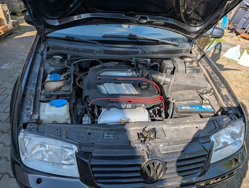 Gebraucht VW Bora 150 PS (110 kW) 2000 Schwarz Limousine