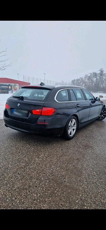 Używany BMW 520 184 KM (135 kW) 2010 Czarny Kombi