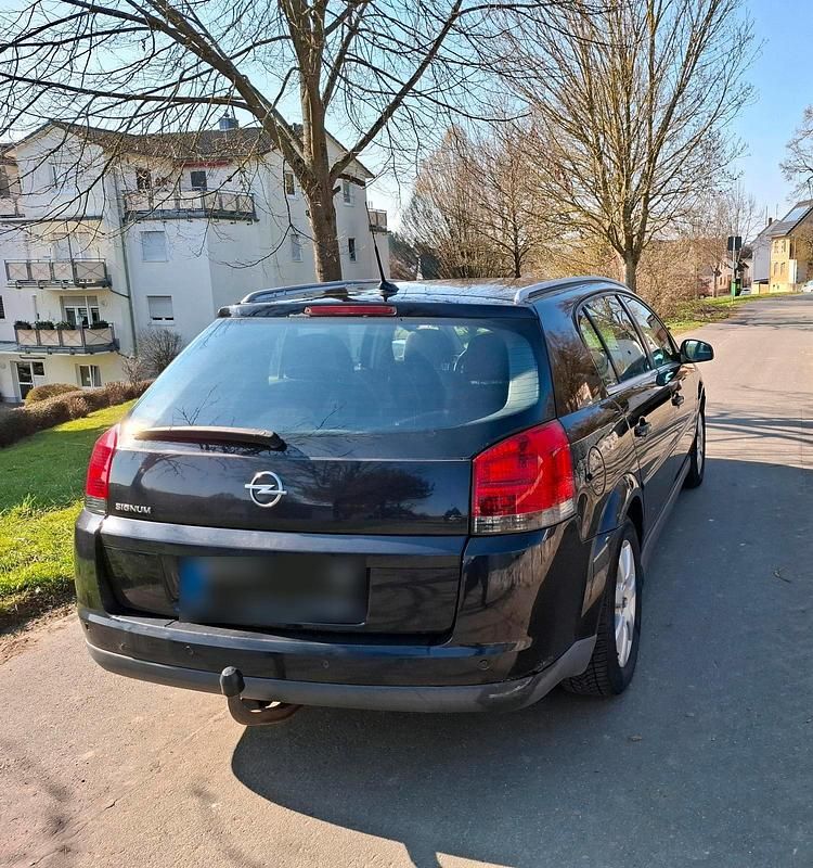 Gebraucht Opel Signum 150 PS (110 kW) 2005 Schwarz Kleinwagen