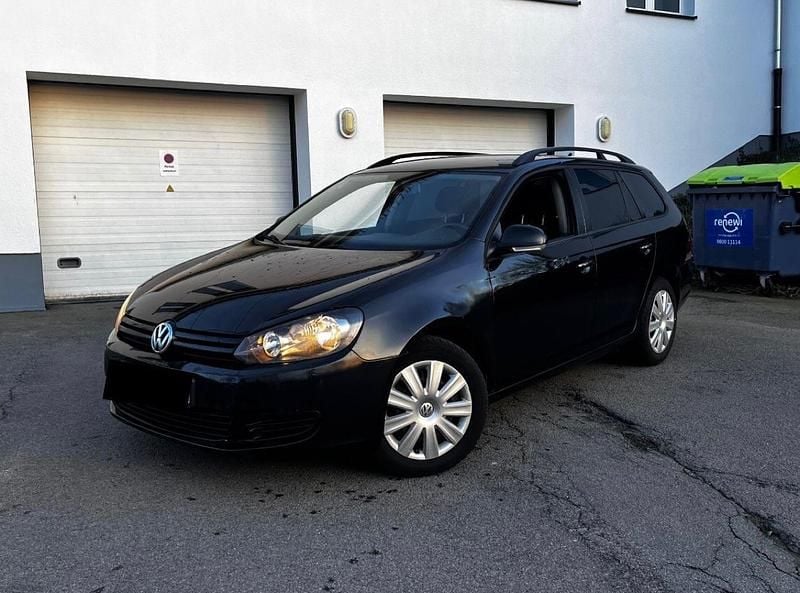 Gebraucht VW Golf VI 105 PS (77 kW) 2011 Schwarz Kleinwagen