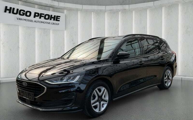 Schwarz Gebraucht 2022 Ford Focus Kombi | 17.440 € (Guter Preis) - Bild 1/4