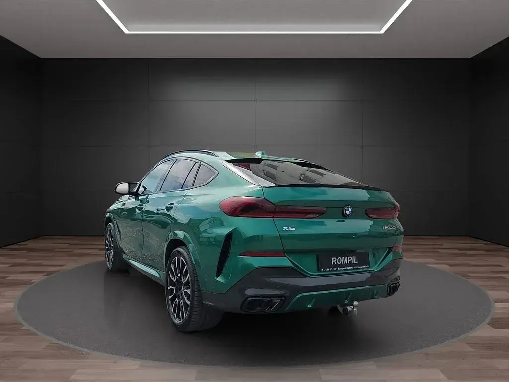 Gebraucht BMW X6 M Sport 530 PS (389 kW) 2024 Grün SUV