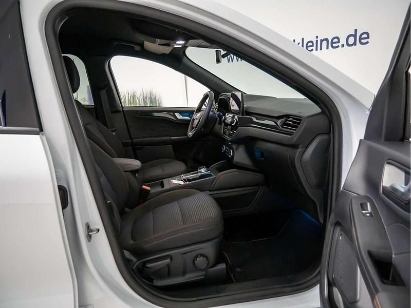 Gebraucht Ford Kuga ST-Line 224 PS (164 kW) 2024 Weiß SUV