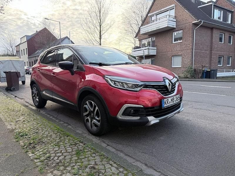 Rot Gebraucht 2018 Renault Captur Intens SUV | 8.700 € (Guter Preis) - Bild 1/4