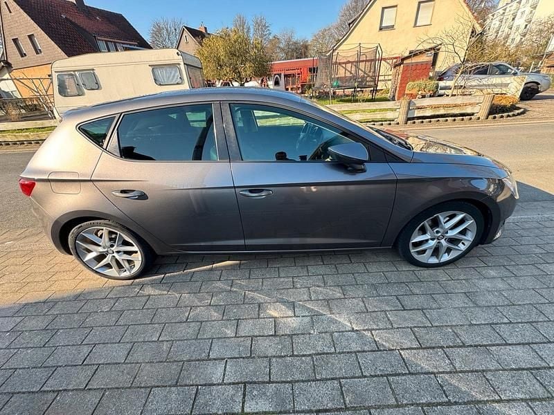 Gebraucht Seat Leon 179 PS (131 kW) 2016 Grau Limousine