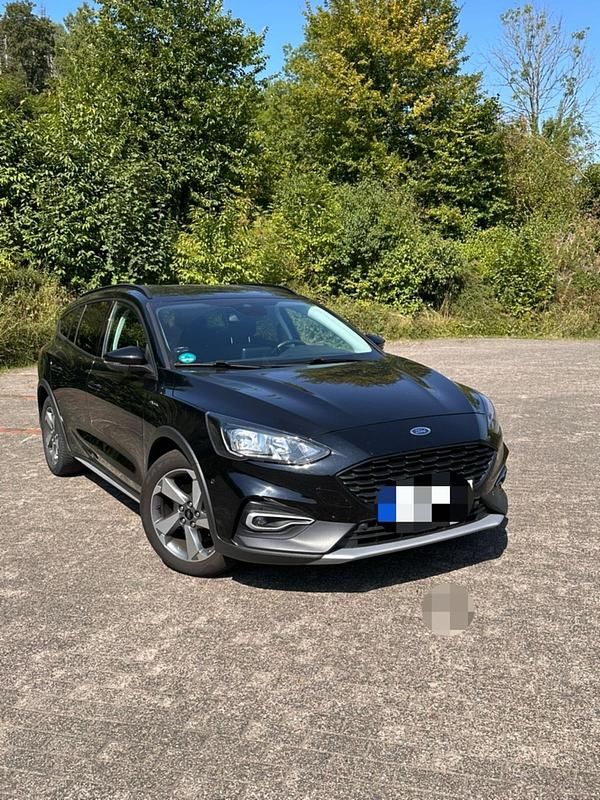 Schwarz Gebraucht 2019 Ford Focus Active Kombi | 15.300 € (Fairer Preis) - Bild 1/4