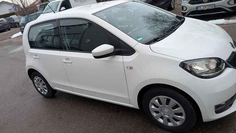 Gebraucht Skoda Citigo Cool Edition 75 PS (55 kW) 2019 Weiß Kleinwagen