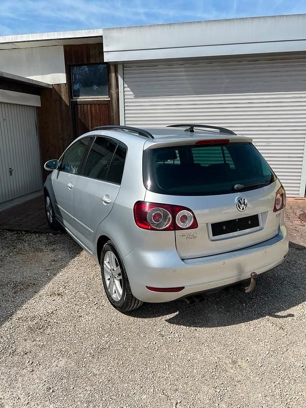 Silber Gebraucht 2014 VW Golf VII Kleinwagen | 3.600 € (Superpreis) - Bild 1/4