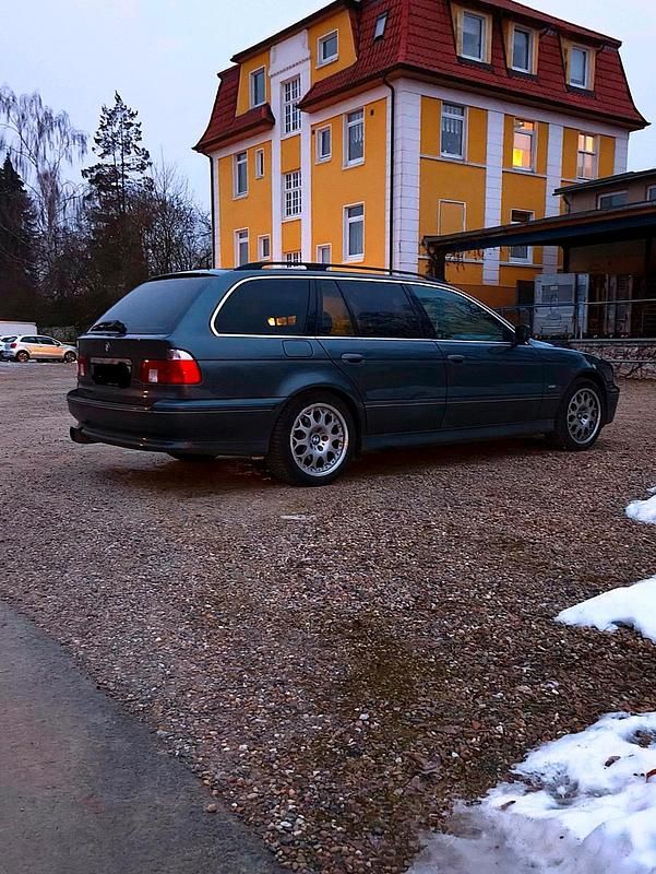 Gebraucht BMW 525 2003 Grau Kombi
