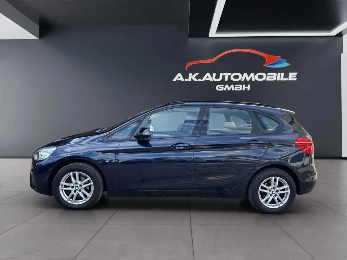 Gebraucht BMW 218 Sport Line 150 PS (110 kW) 2016 Blau Kombi