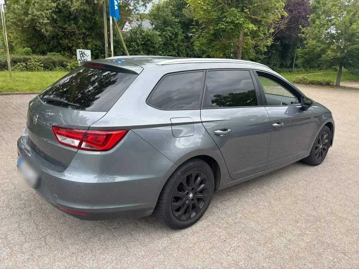 Gebraucht Seat Leon ST 110 PS (80 kW) 2016 Grau Kombi