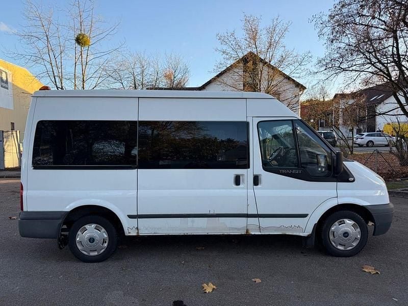 Weiß Gebraucht 2011 Ford Transit Trend Kombi | 5.600 € (Guter Preis) - Bild 1/4