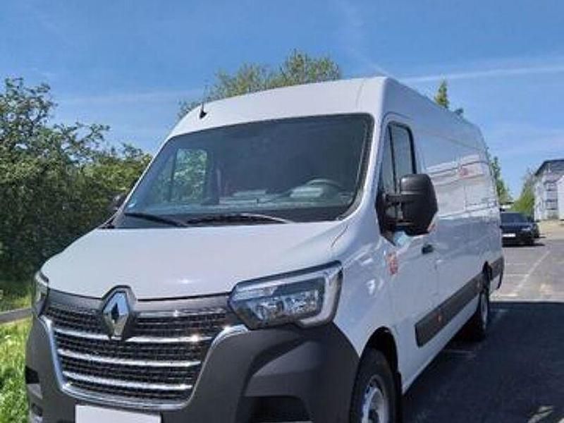 Schwarz Gebraucht 2023 Renault Master Van | 25.350 € (Fairer Preis) - Bild 1/4