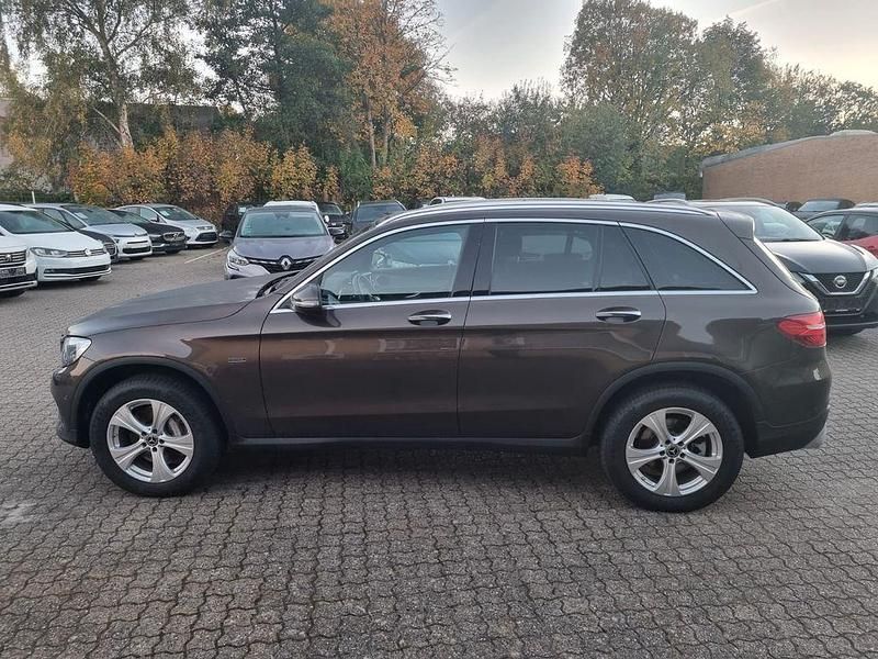 Gebraucht Mercedes GLC350 211 PS (155 kW) 2017 Braun SUV