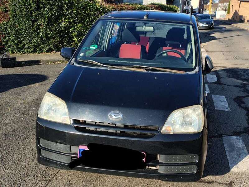 Schwarz Gebraucht 2006 Daihatsu Cuore Kleinwagen | 750 € (Guter Preis) - Bild 1/4