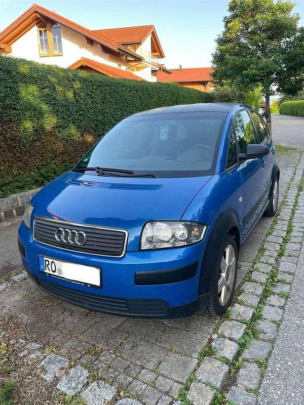 Blau Gebraucht 2004 Audi A2 S-Line Kleinwagen | 3.950 € (Etwas zu teuer) - Bild 1/4