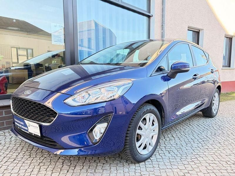 Gebraucht Ford Fiesta Cool & Connect 101 PS (74 kW) 2018 Blau Kleinwagen