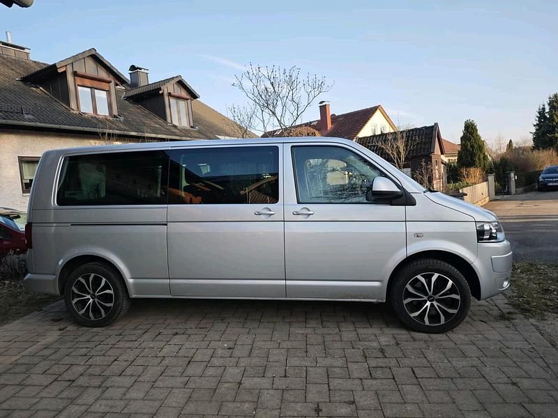 Gebraucht VW T5 179 PS (131 kW) 2014 Silber Van
