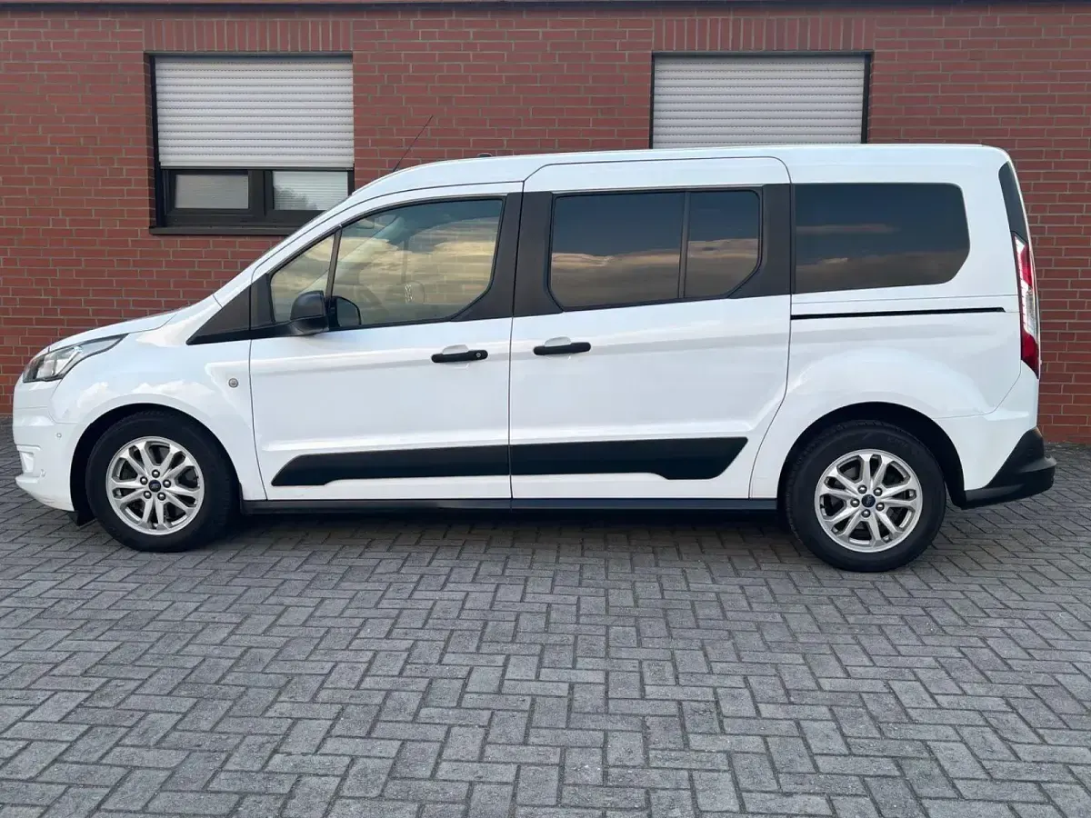 Gebraucht Ford Grand Tourneo Connect 120 PS (88 kW) 2018 Weiß Van / Kleinbus