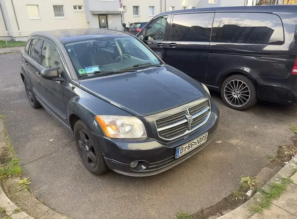 Gebraucht Dodge Caliber SXT 156 PS (114 kW) 2006 Beige Kleinwagen