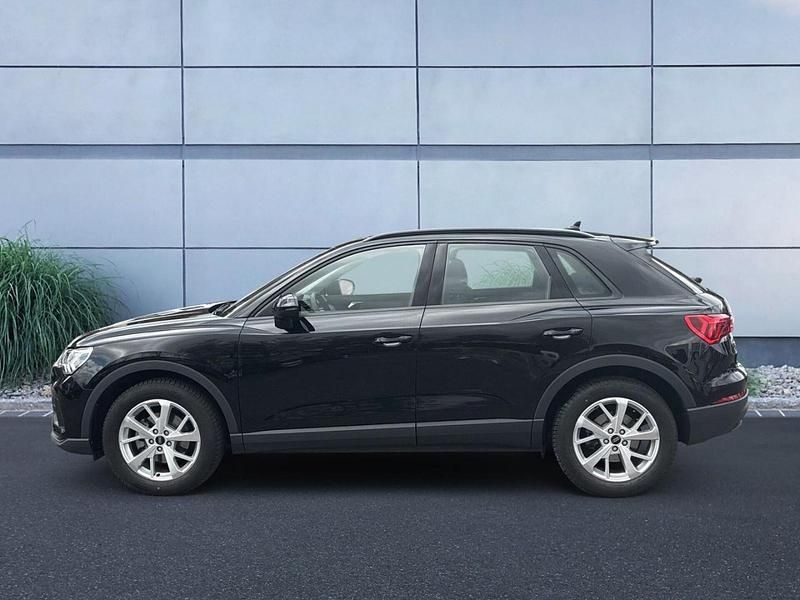 Second-hand Audi Q3 150 CP (110 kW) 2024 Negru SUV