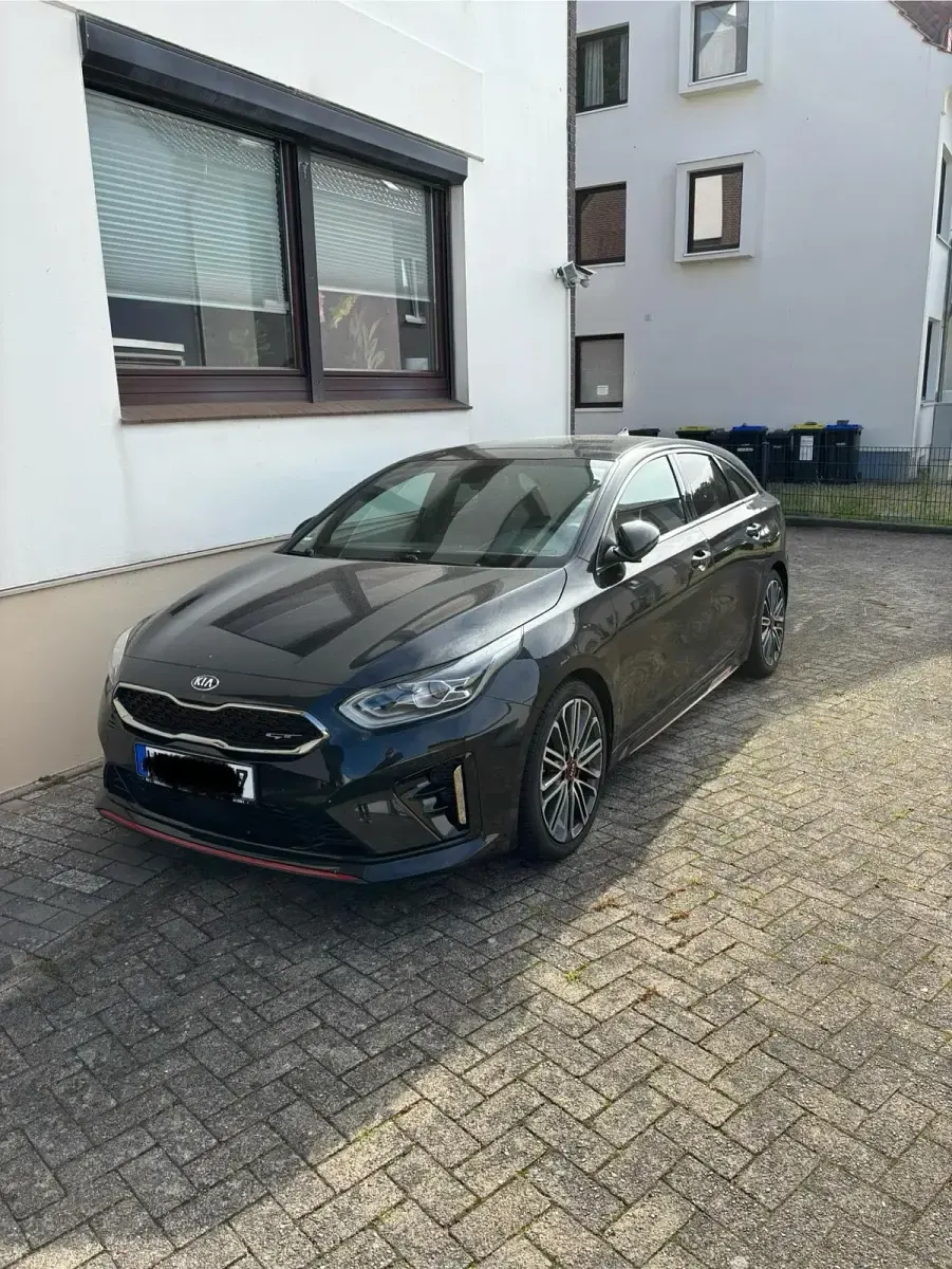 Second-hand Kia ProCeed GT GT 204 CP (150 kW) 2021 Negru Hatchback