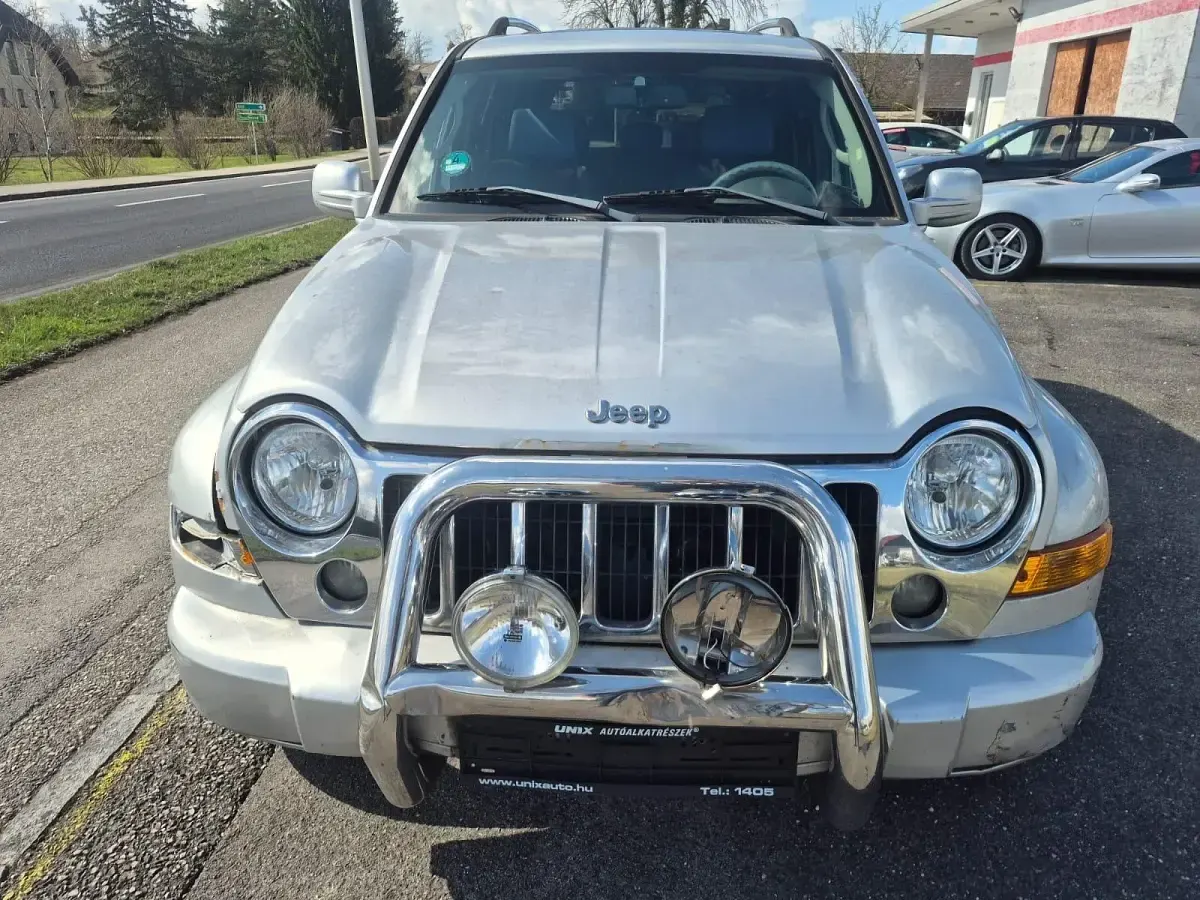 Occasion Jeep Cherokee 163 ch (119 kW) 2007 Argent SUV