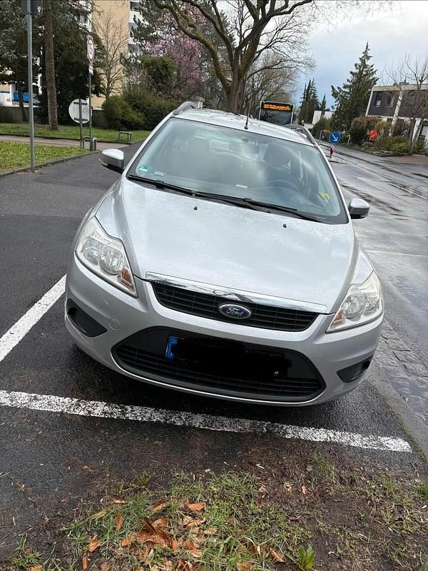 Usata Ford Focus 100 CV (73 kW) 2009 Argento Station wagon