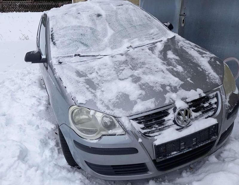 Gebraucht VW Polo Trendline 60 PS (44 kW) 2008 Grau Limousine