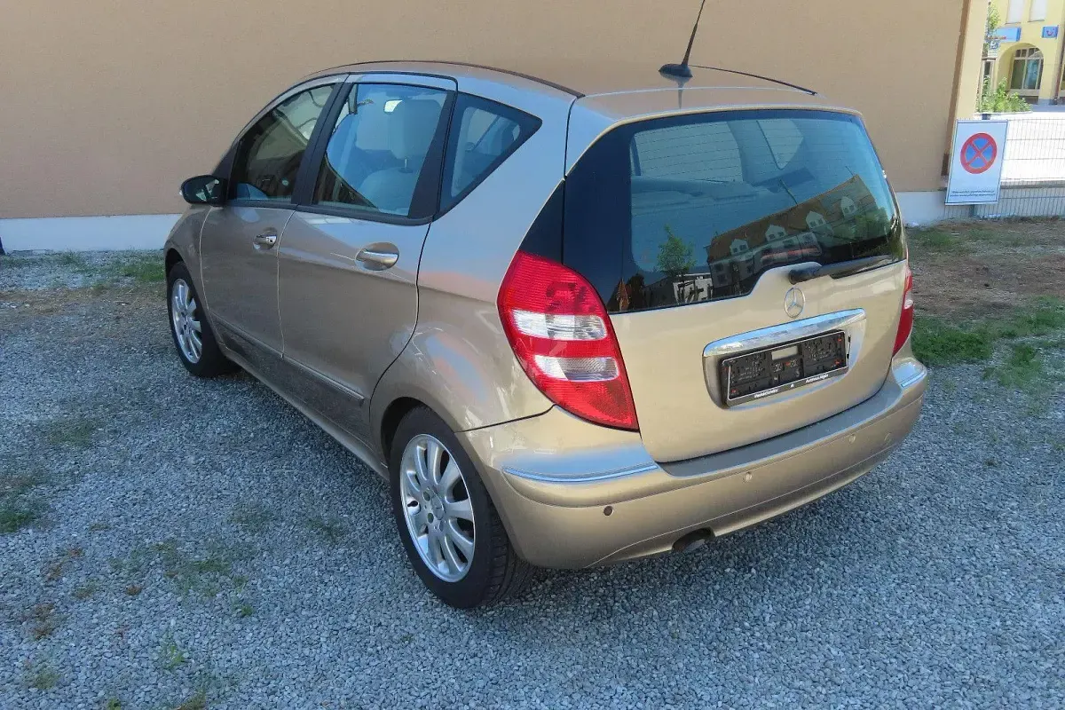 Gebraucht Mercedes A200 140 PS (102 kW) 2005 Gold Kleinwagen