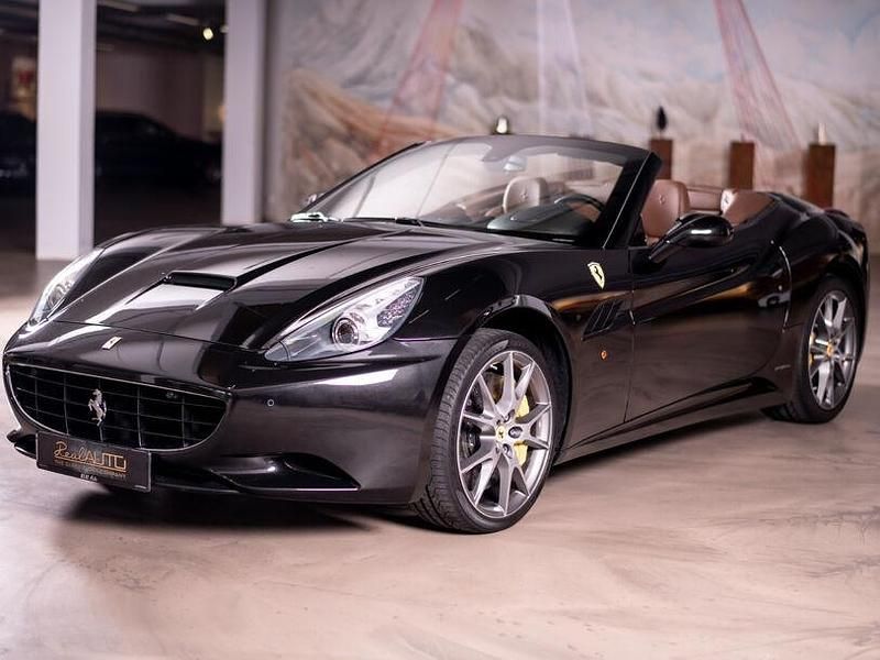 Schwarz Gebraucht 2012 Ferrari California Cabrio | 113.990 € (Superpreis) - Bild 1/4