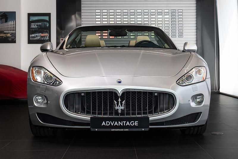 Gebraucht Maserati GranCabrio 439 PS (322 kW) 2010 Silber Cabrio