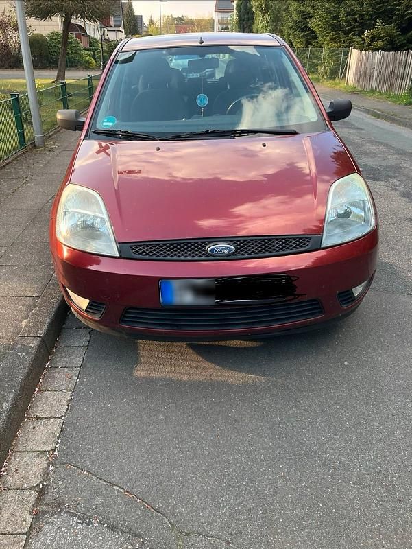 Gebraucht Ford Fiesta 80 PS (58 kW) 2002 Rot Kleinwagen
