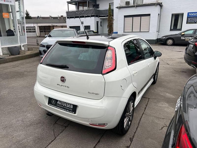 Gebraucht Fiat Punto 86 PS (63 kW) 2014 Weiß Kleinwagen