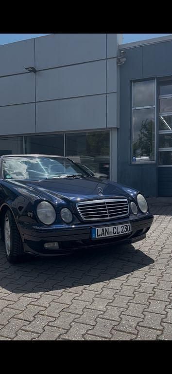 Gebraucht Mercedes CLK230 Elegance 197 PS (144 kW) 2000 Blau Cabrio