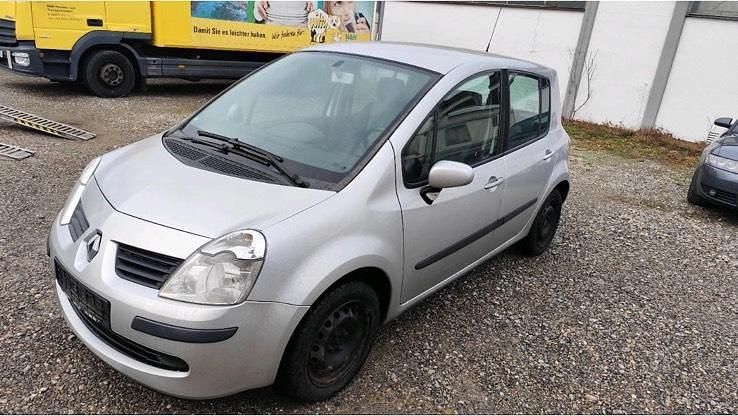 Silber Gebraucht 2006 Renault Modus Van / Kleinbus | 2.300 € (Etwas zu teuer) - Bild 1/4