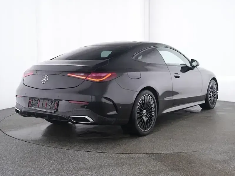 Gebraucht Mercedes CLE200 AMG line 204 PS (150 kW) 2025 Andere Coupé