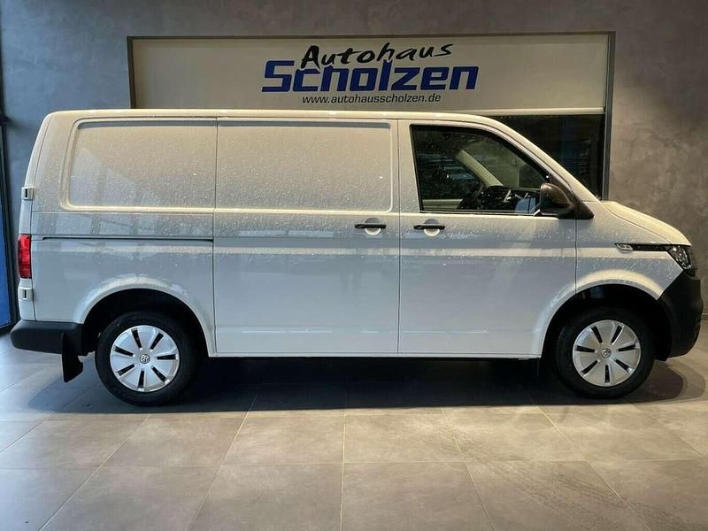 Gebraucht VW Transporter 110 PS (80 kW) 2024 Weiß Van