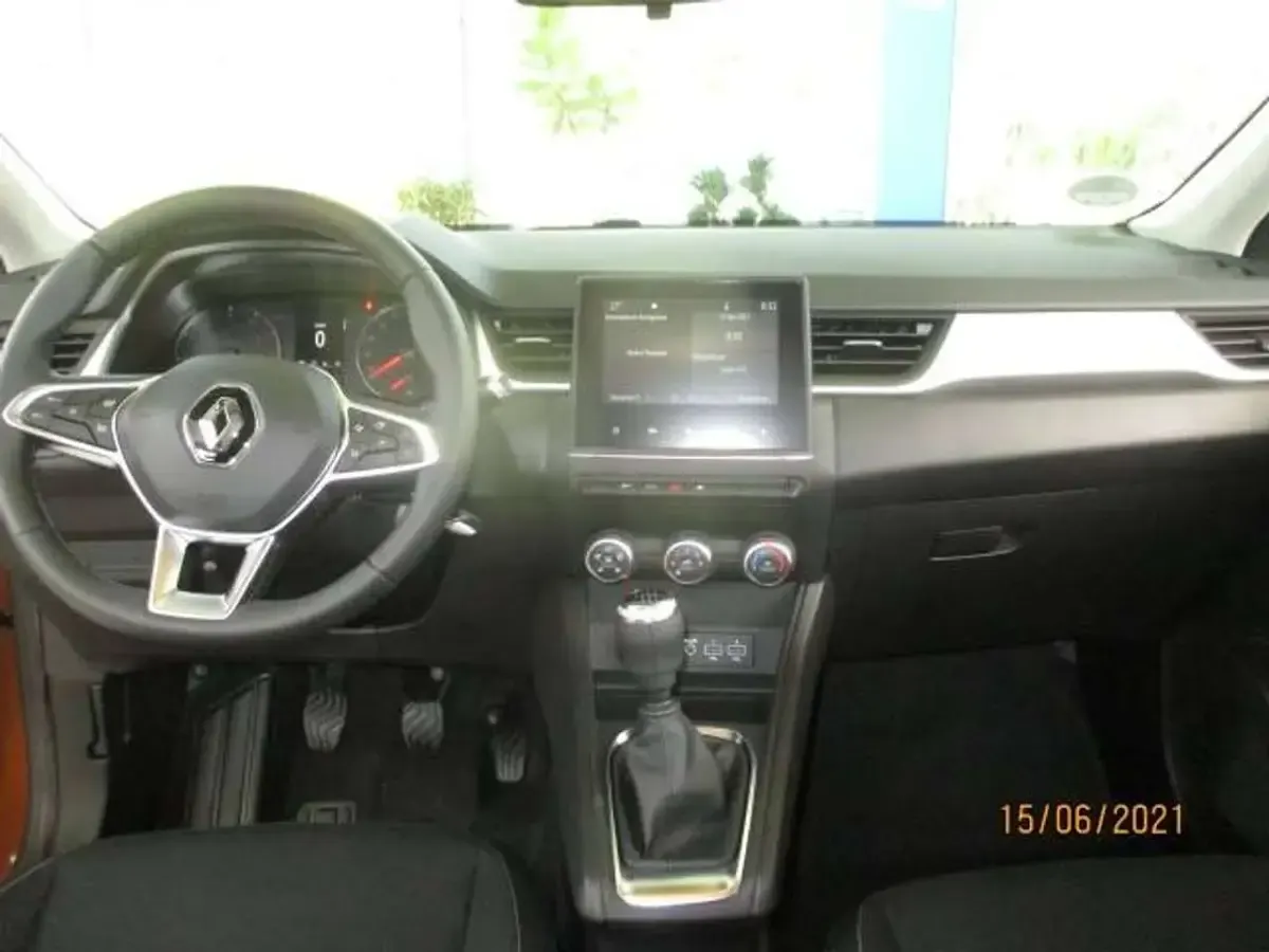 Gebraucht Renault Captur Zen 91 PS (66 kW) 2021 Orange epy+schwarz gne SUV
