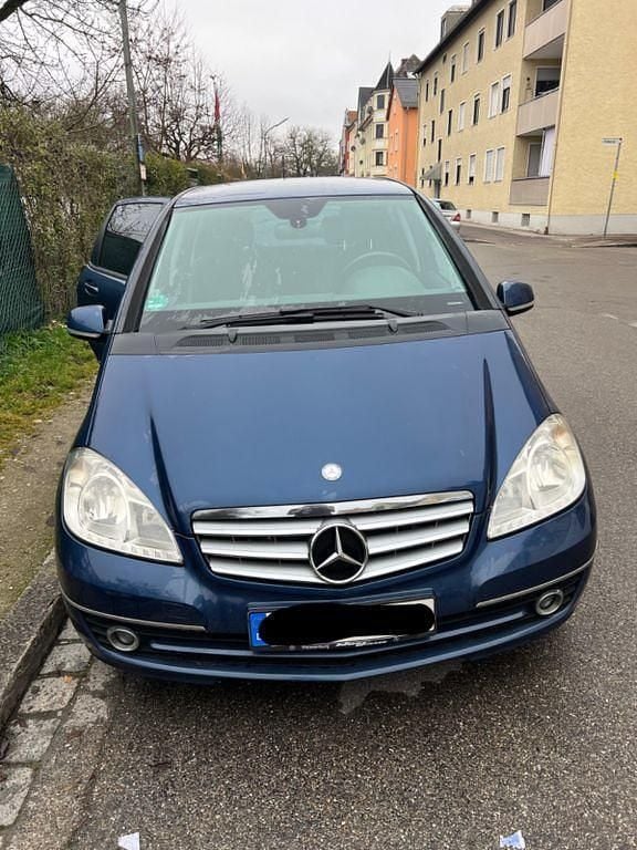 Blau Gebraucht 2009 Mercedes A180 Van / Kleinbus | 2.200 € (Superpreis) - Bild 1/4