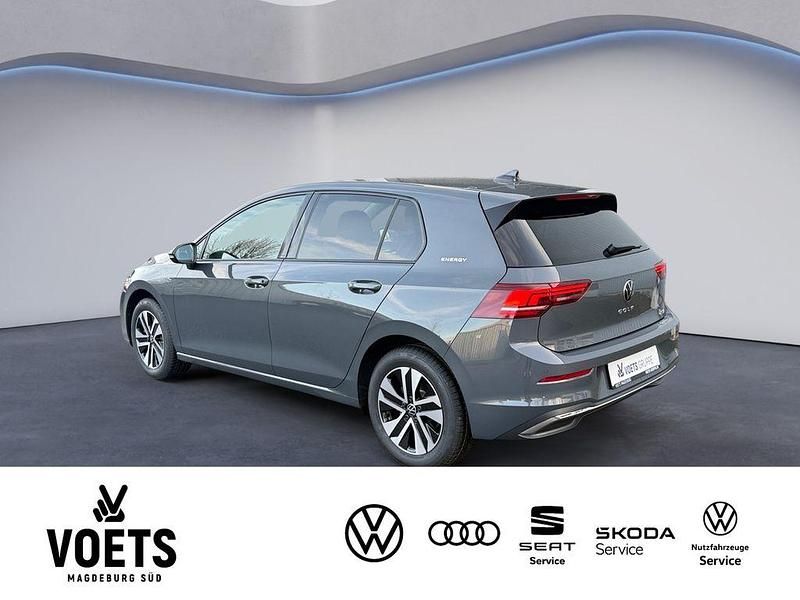 Gebraucht VW Golf VIII 150 PS (110 kW) 2026 Grau Limousine