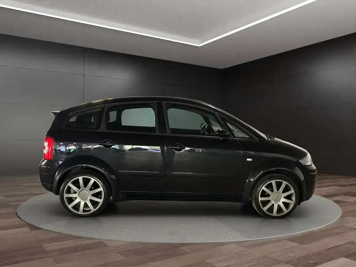 Gebraucht Audi A2 110 PS (80 kW) 2005 Schwarz Kleinwagen