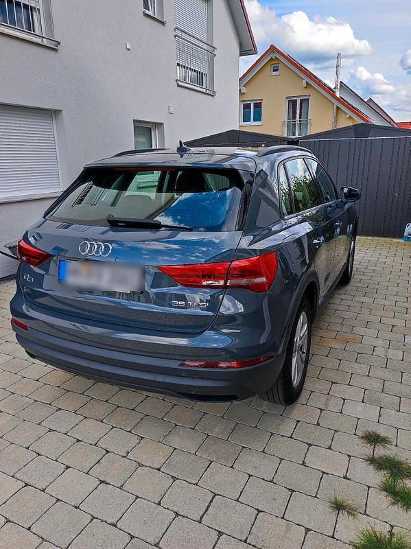 Grau Gebraucht 2019 Audi Q3 Advanced SUV | 19.600 € (Guter Preis) - Bild 1/4