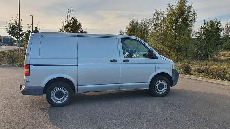 Gebraucht VW Transporter 131 PS (96 kW) 2008 Silber Van