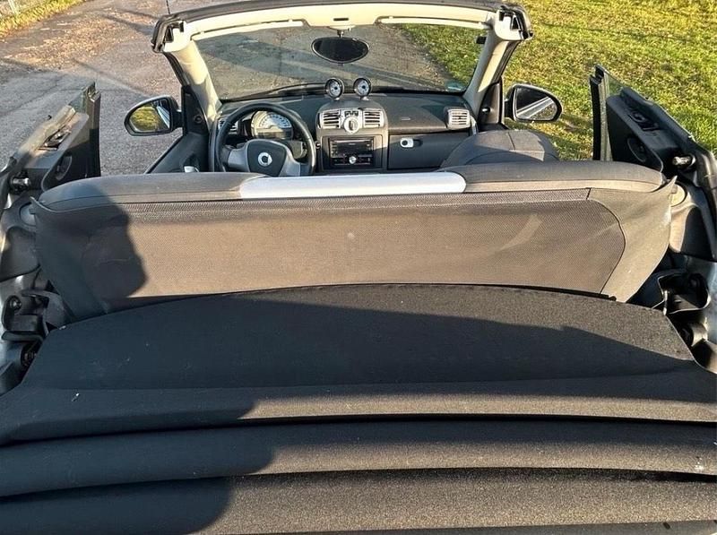 Gebraucht Smart ForTwo Cabrio 54 PS (39 kW) 2010 Schwarz Cabrio