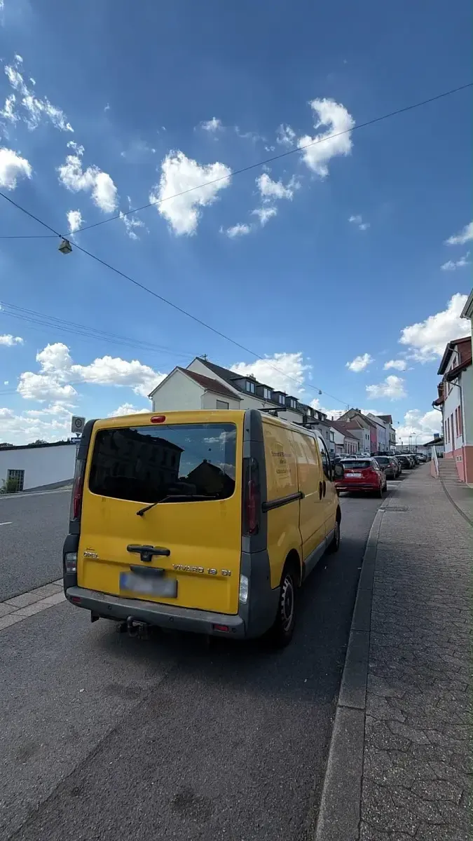 Gebraucht Opel Vivaro 82 PS (60 kW) 2004 Gelb Van / Kleinbus