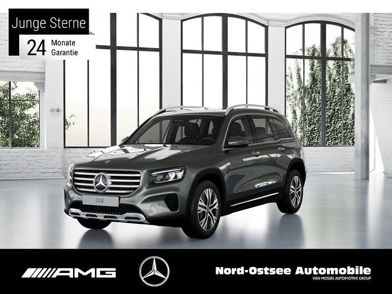 Metalliclack mountaingrau Gebraucht 2025 Mercedes GLB200 Progressive SUV | 39.890 € (Guter Preis) - Bild 1/3
