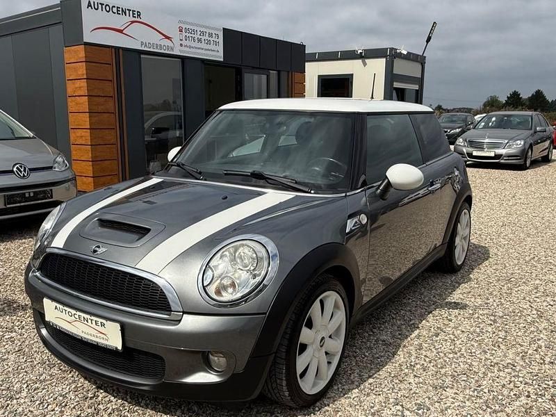 Grau Gebraucht 2010 Mini Cooper Kleinwagen | 6.490 € (Teuer) - Bild 1/4