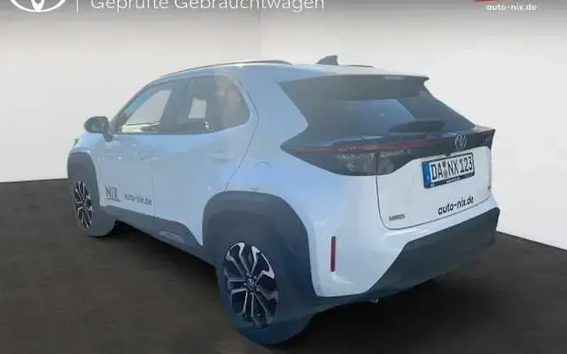Gebraucht Toyota Yaris Cross 130 PS (95 kW) 2025 Weiß SUV